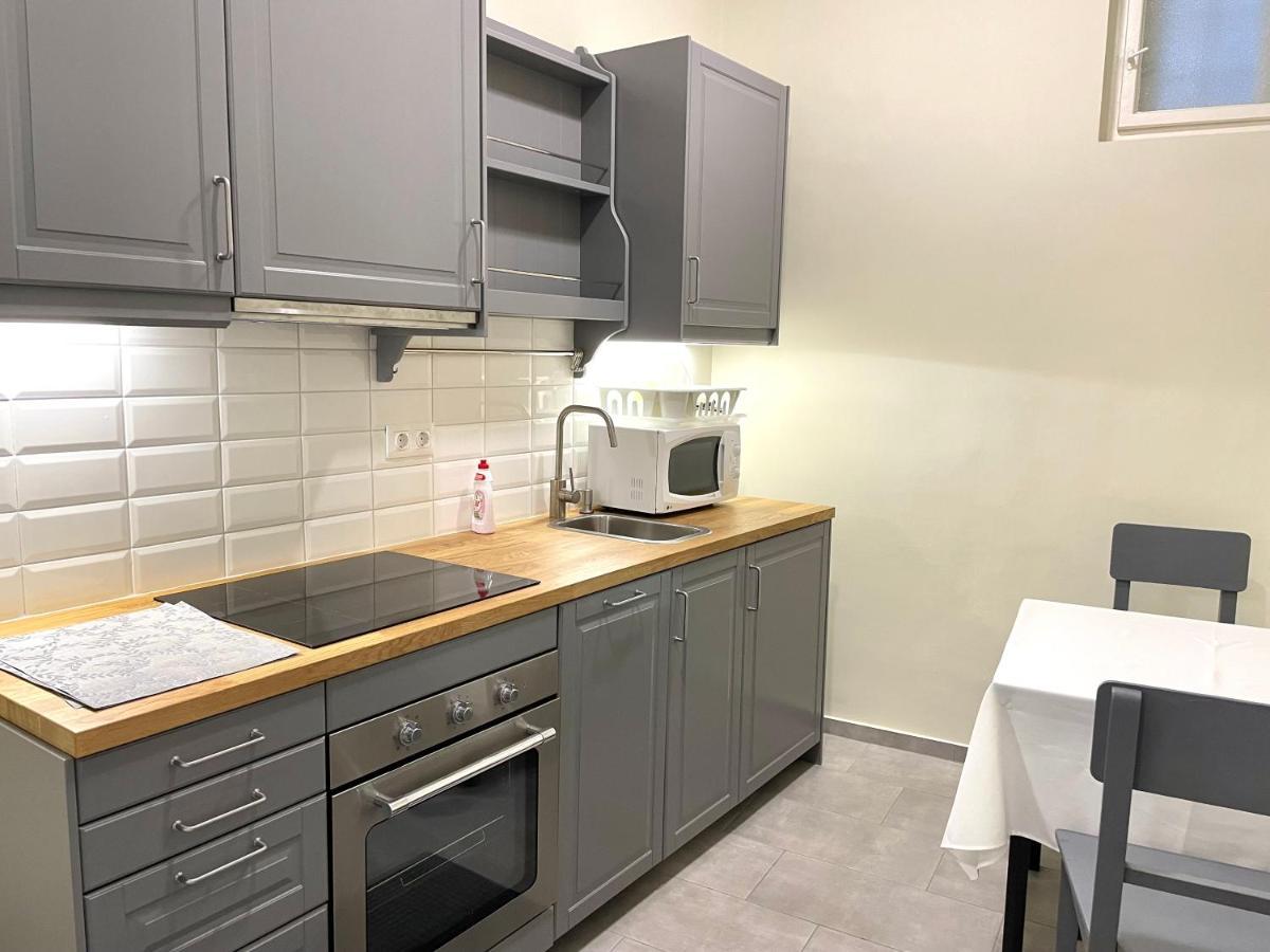 Fullmoon Apartments 2 塞格德 外观 照片