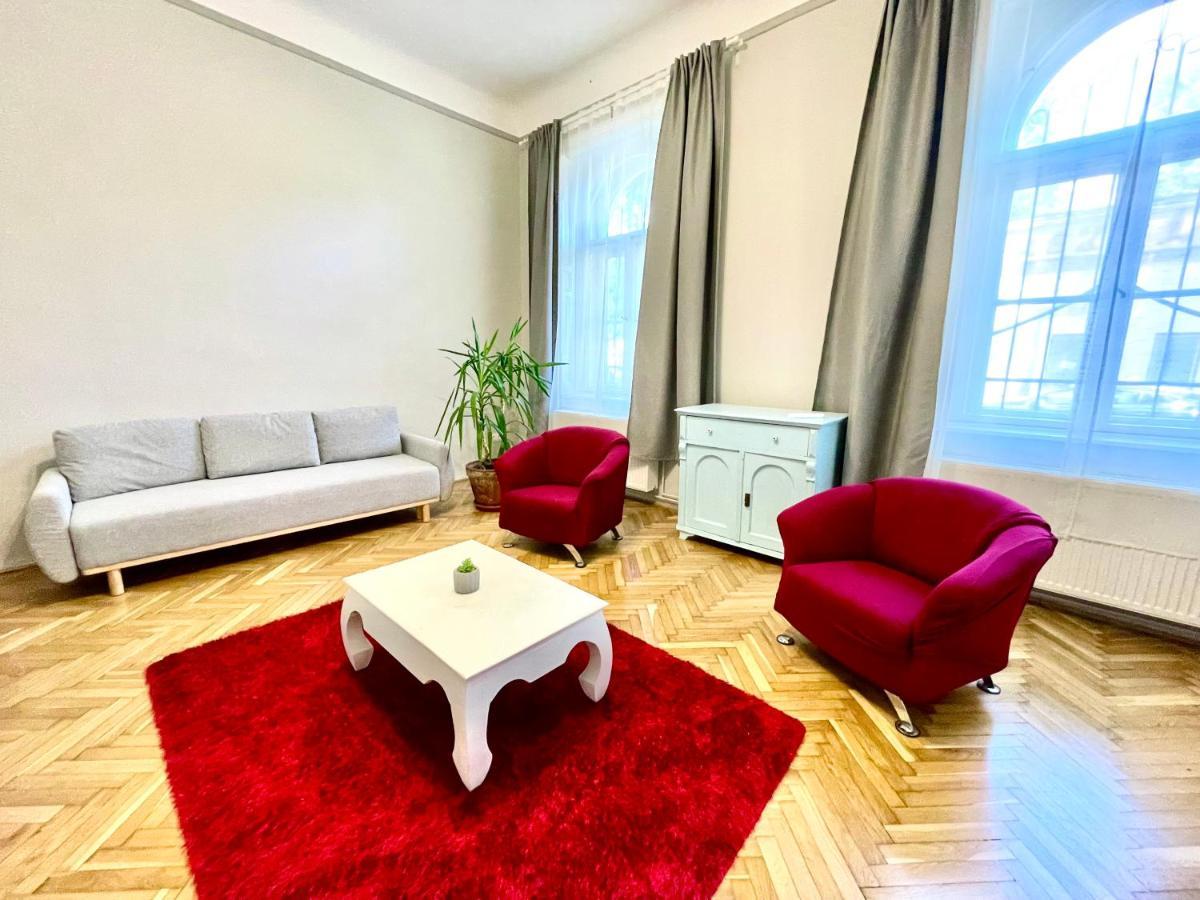 Fullmoon Apartments 2 塞格德 外观 照片